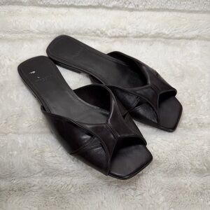 heory Dark Brown Leather Twist Slip Ons, Size Euro 38 US 8 Made In Italy